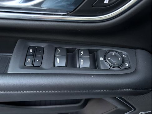 Used 2021 Chevrolet Tahoe LT image 31