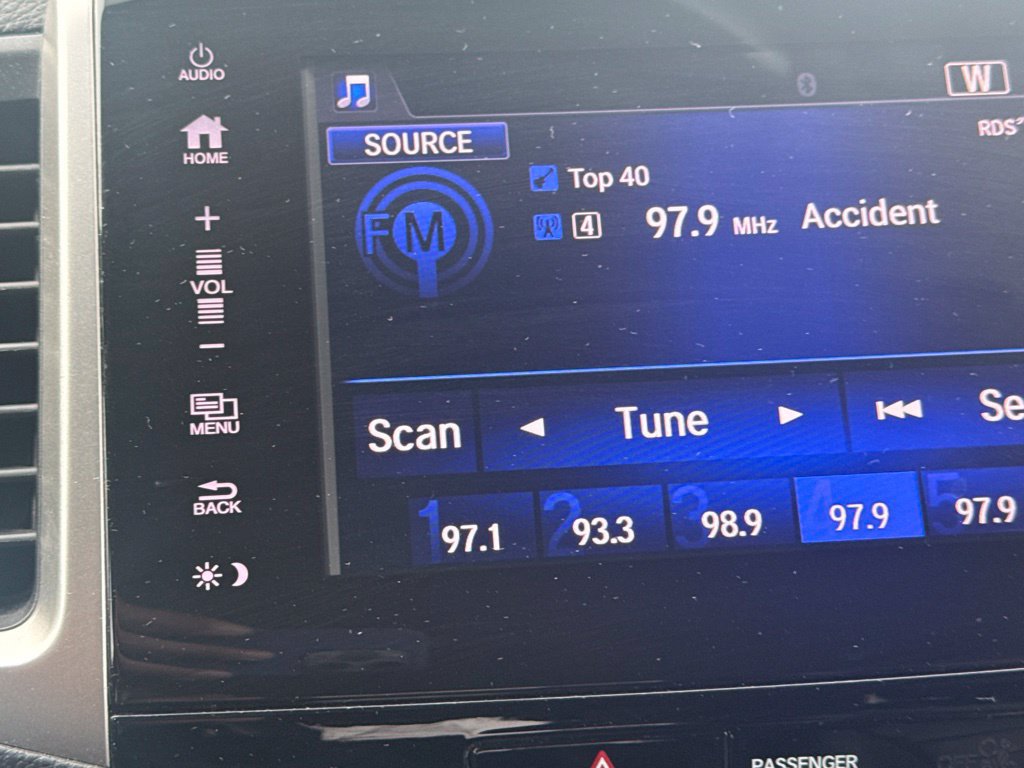 Used 2018 Honda Pilot EX-L image 11