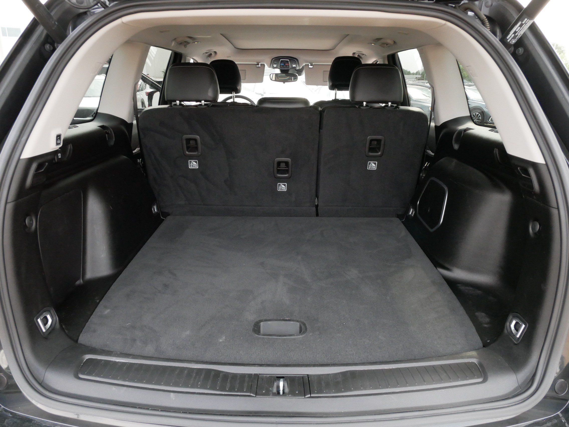 Used 2023 Jeep Grand Cherokee 4WD 4xe image 18