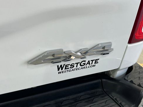 Used 2024 RAM 2500 Big Horn w/ Bed Utility Group image 35