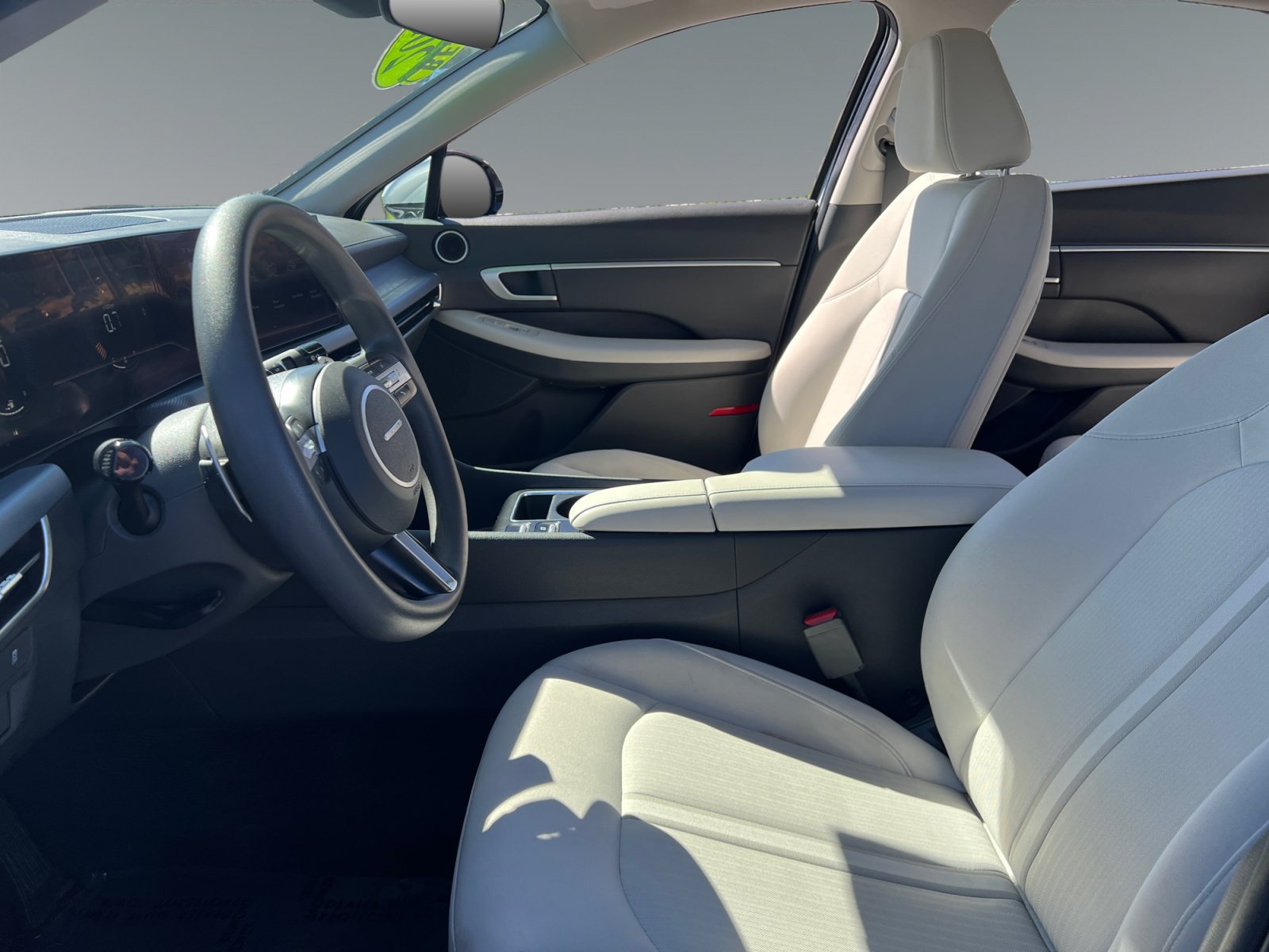 Used 2025 Hyundai Sonata SEL FWD image 9