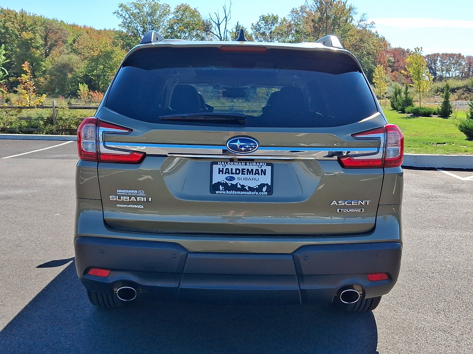 Used 2023 Subaru Ascent Touring AWD/4WD image 6