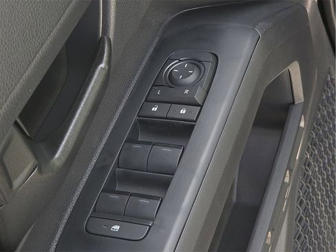 New 2026 Toyota Tacoma SR5 image 17