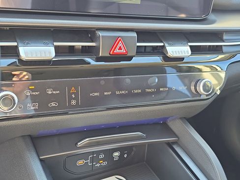 New 2026 Kia Sportage EX AWD/4WD image 25