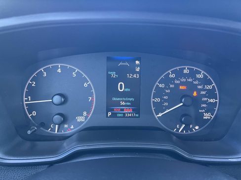 Used 2023 Toyota Corolla LE image 11