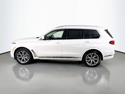 Used 2026 BMW X7 xDrive40i AWD/4WD image 6