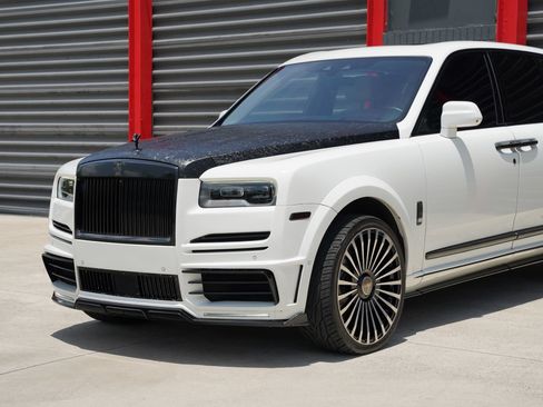 Used 2019 Rolls-Royce Cullinan AWD/4WD image 5