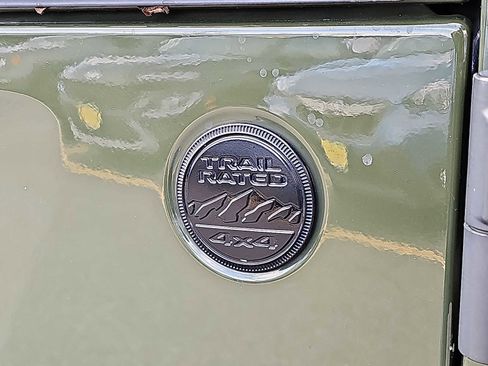 Used 2020 Jeep Wrangler Willys image 30