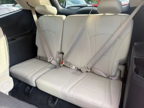 Used 2023 Buick Enclave Premium FWD image 17