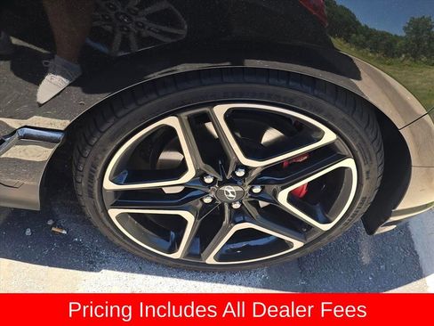 Used 2022 Hyundai Veloster N FWD image 10