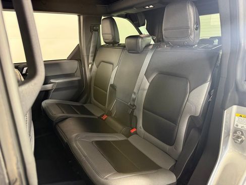 Used 2023 Ford Bronco Black Diamond image 19
