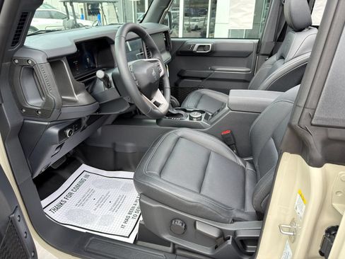 New 2026 Ford Bronco Big Bend w/ Black Diamond Package AWD/4WD image 13