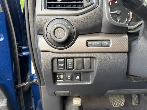 Used 2023 Nissan Titan PRO-4X w/ Pro-4x Utility Package AWD/4WD image 23