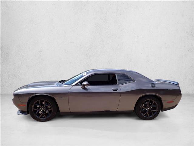 Used 2022 Dodge Challenger R/T w/ Blacktop Package RWD image 2