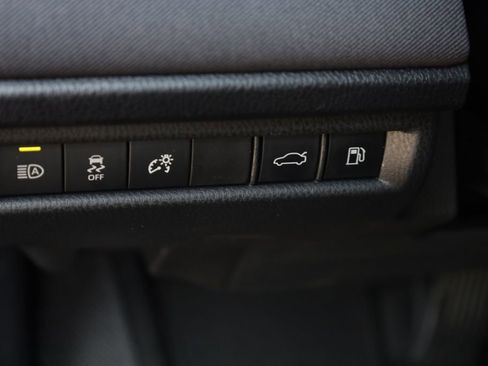 Used 2025 Toyota Camry LE FWD image 19