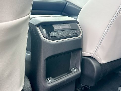 Used 2025 Lexus TX 350 AWD image 34