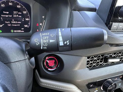 Used 2024 Honda Accord EX image 19