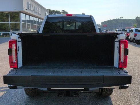 Used 2023 Ford F250 Lariat w/ Lariat Ultimate Package AWD/4WD image 13
