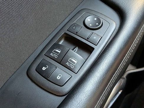 Used 2022 Dodge Challenger GT RWD image 22