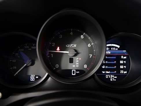 New 2026 Porsche Macan GTS image 19