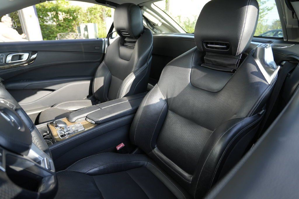 Used 2013 Mercedes-Benz SL 550 image 24