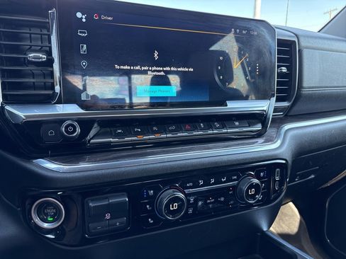 Used 2024 Chevrolet Silverado 1500 LTZ image 14