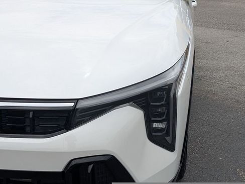 New 2026 Kia K4 GT-Line w/ GT-Line Premium Package FWD image 10