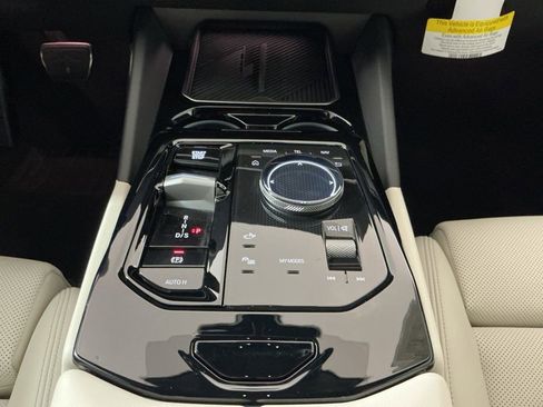 Certified 2025 BMW 530i w/ M Sport Package RWD image 13