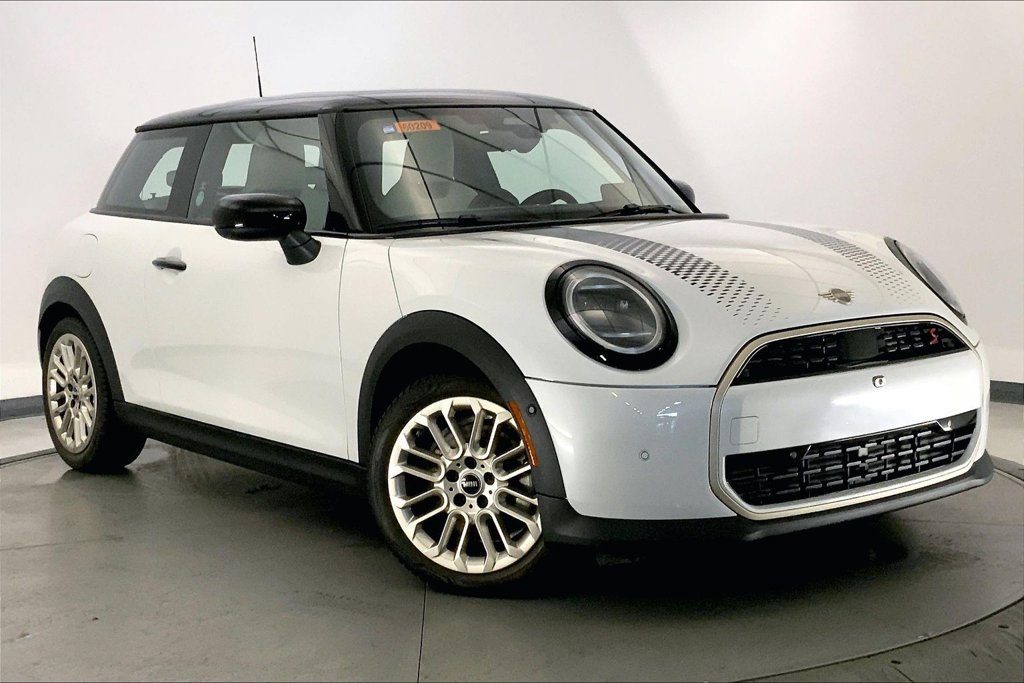 Used 2026 MINI Cooper S FWD image 11