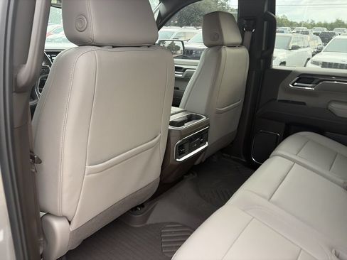 Used 2024 Chevrolet Silverado 1500 LTZ AWD/4WD image 29