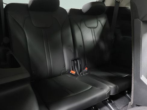 Used 2022 Kia Sorento S w/ Panoramic Sunroof Package FWD image 31