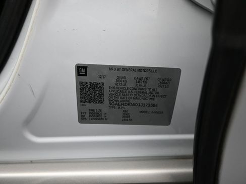 Used 2018 Buick Enclave Avenir FWD image 9