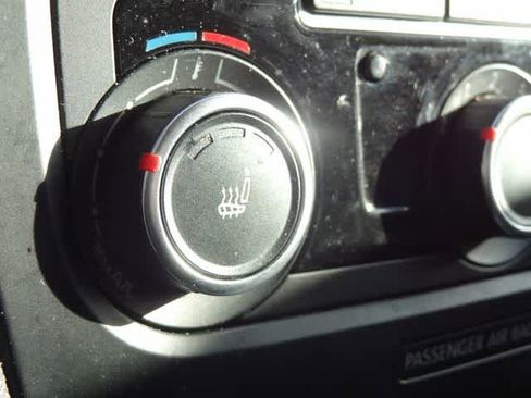 Used 2014 Volkswagen Jetta TDI image 20