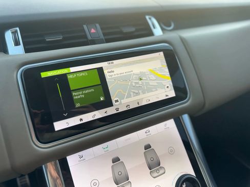 Used 2020 Land Rover Range Rover Sport HSE Dynamic image 40