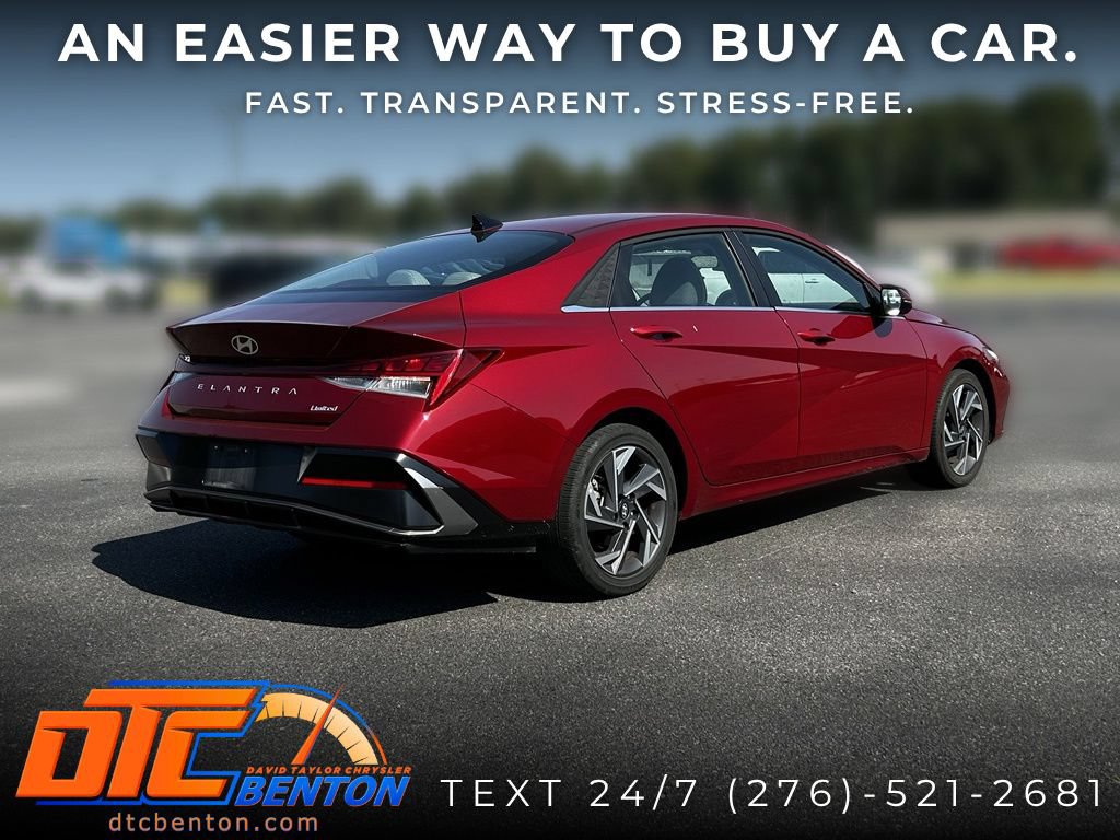 Used 2025 Hyundai Elantra Limited FWD image 4