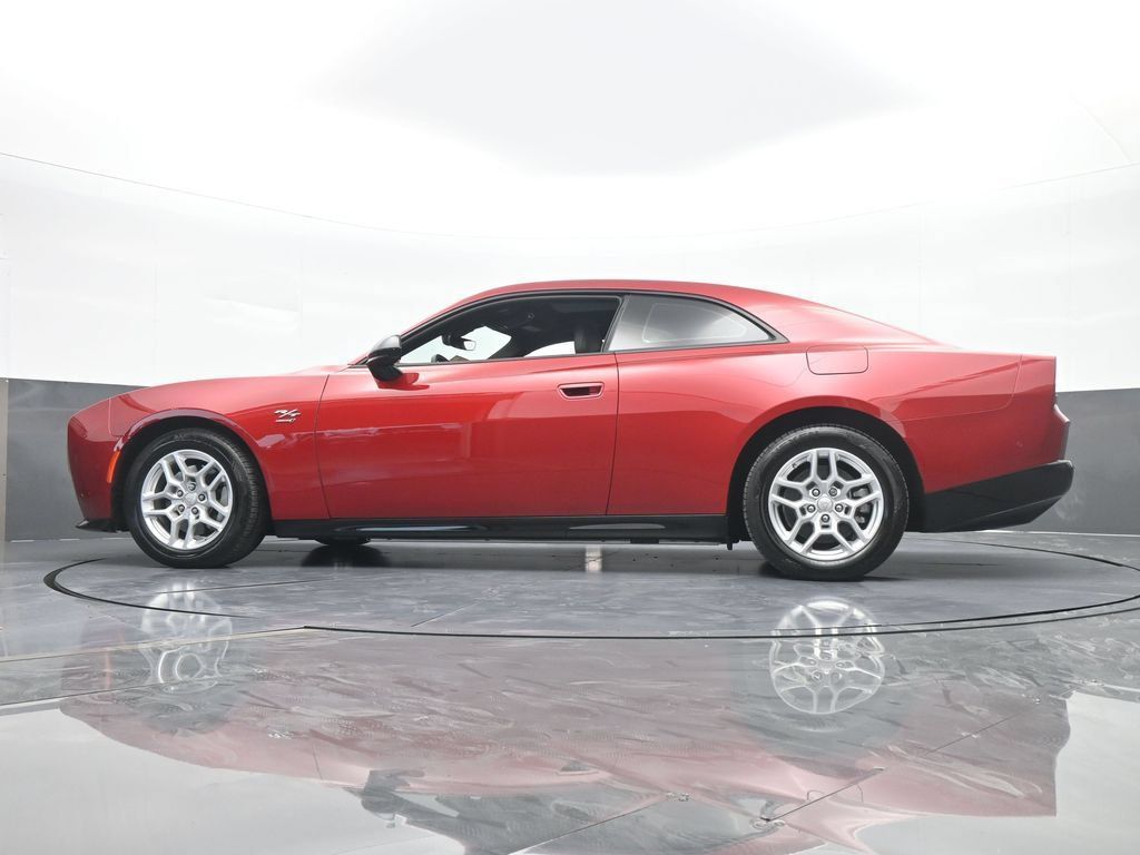 Used 2025 Dodge Charger Daytona R/T w/ Sun & Sound Package AWD/4WD image 58