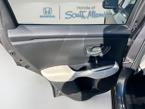 Certified 2024 Honda HR-V LX image 24