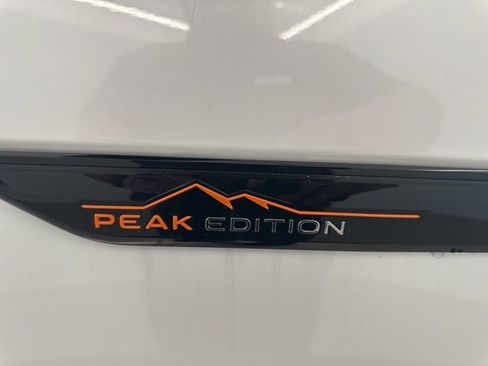 New 2026 Volkswagen Atlas Peak Edition AWD/4WD image 21