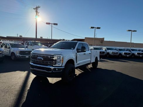 New 2026 Ford F350 XLT w/ FX4 Off-Road Package image 5