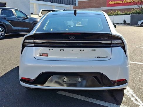 Certified 2024 Toyota Prius Prime image 5