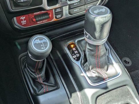 Used 2021 Jeep Wrangler Unlimited Rubicon AWD/4WD image 14