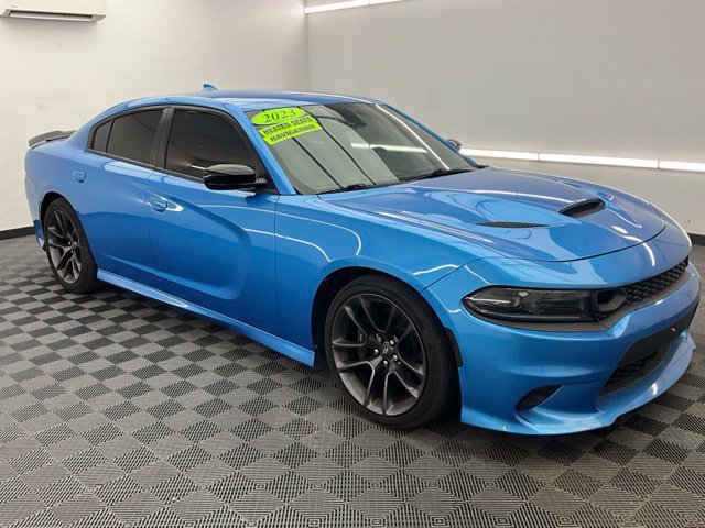 Used 2023 Dodge Charger Scat Pack w/ Navigation & Travel Group RWD image 2