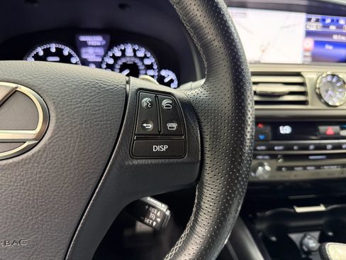 Used 2015 Lexus LS 460 AWD w/ F Sport Package image 31