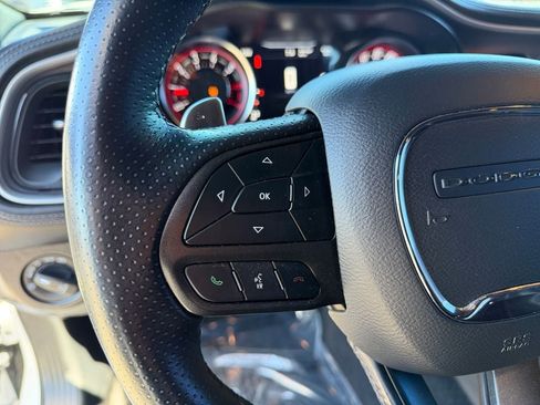 Used 2022 Dodge Challenger R/T RWD image 15