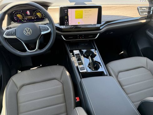 New 2026 Volkswagen Atlas SEL AWD/4WD image 11