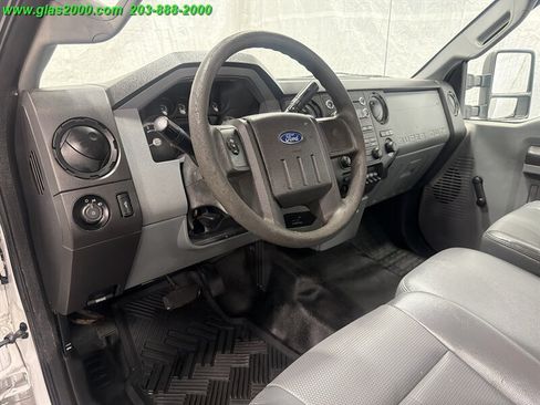 Used 2015 Ford F350 XL RWD image 3