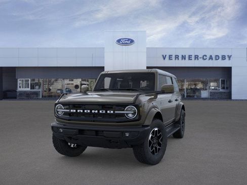 New 2026 Ford Bronco Outer Banks image 2
