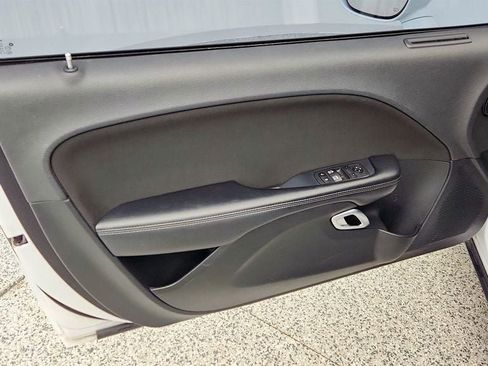 Used 2022 Dodge Challenger GT image 10