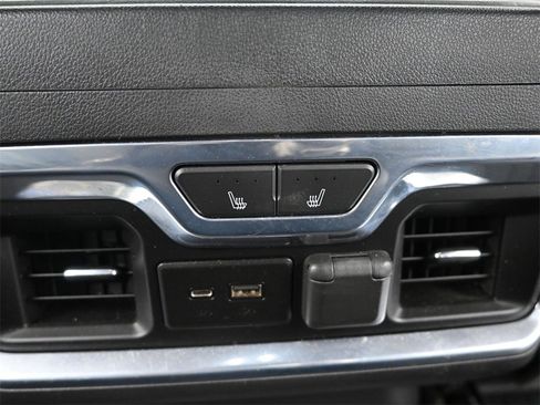 Used 2020 GMC Sierra 1500 SLT w/ SLT Premium Package image 15