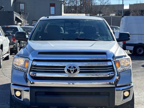 Used 2017 Toyota Tundra SR5 w/ TRD Off Road Package image 3